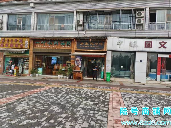 （陆号）白云区 区政府十字路口位置 餐饮店转让