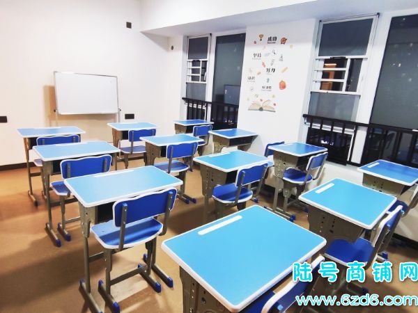 3ת ´ɽѧУйĵͼתʵͼƬ