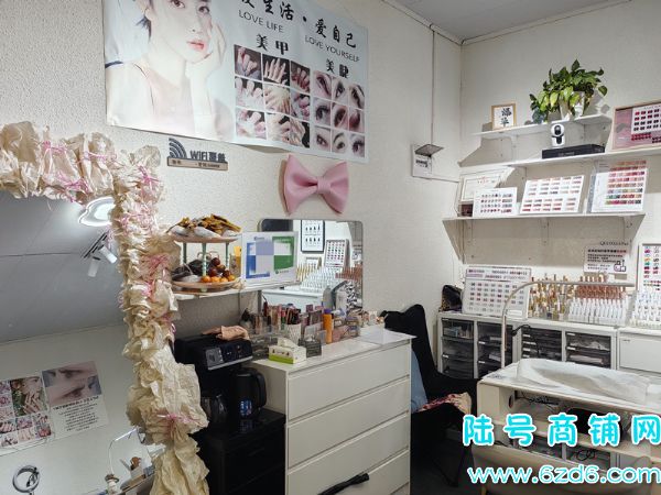 ��½�ţ���ɽ�����Ϸ�·�������㳡���׵���ͻ��ͼ�ת��ʵ��ͼƬ