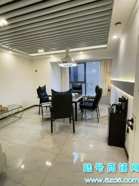 ��½�ţ�����԰����������2������������ת�ã�5������ʵ��ͼƬ