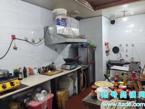 ��½�ţ�2�������2000С���Ǻӹ�������Ĳ�����ͼ�ת��ʵ��ͼƬ