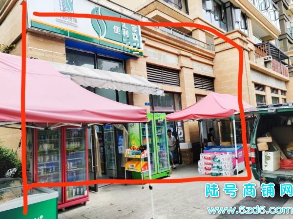 �ڵ���������ʿ�ݵ�ͱ�����ת�ã�������������ʵ��ͼƬ