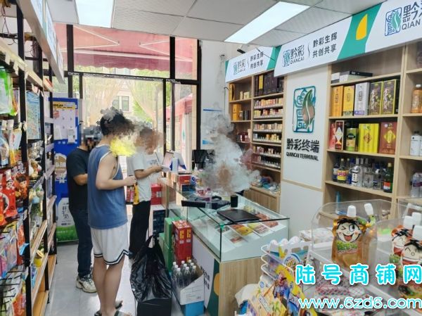 �ڵ���������ʿ�ݵ�ͱ�����ת�ã�������������ʵ��ͼƬ