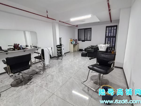 ��½�ţ�һ���ת������һǧ�ˣ�С�����㳡�����������������ʵ��ͼƬ