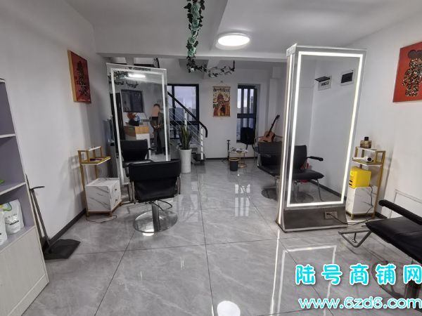 ��½�ţ�һ���ת������һǧ�ˣ�С�����㳡�����������������ʵ��ͼƬ