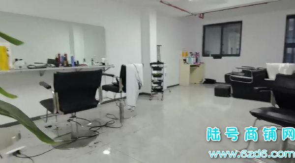 ��½�ţ�һ���ת������һǧ�ˣ�С�����㳡�����������������ʵ��ͼƬ