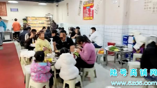 ��½�ţ�С��ƽ�Żƺ���·�㾰Է����ͷ�������������ת��ʵ��ͼƬ