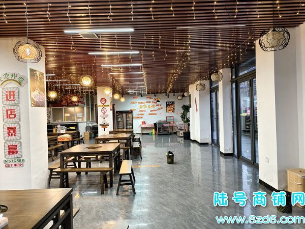 ��½�ţ�С���ֽ�·�����̩�쾵���������ת�ã��ս�˫��ͷʵ��ͼƬ