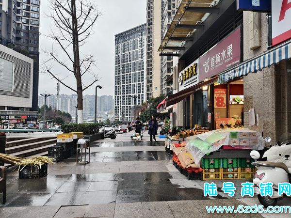 ��½�ţ�������δ������D�����ٽ���������������ת��ʵ��ͼƬ