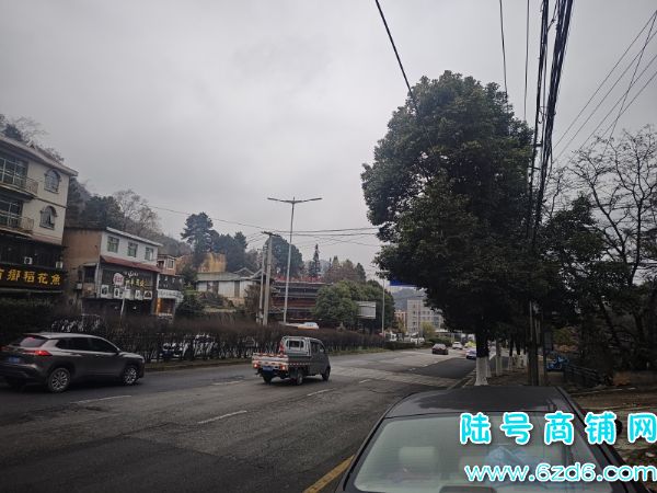 ת������ת�÷� ��תС��ƽ�Ŵ�կ���ٽ����޵�ת��ʵ��ͼƬ