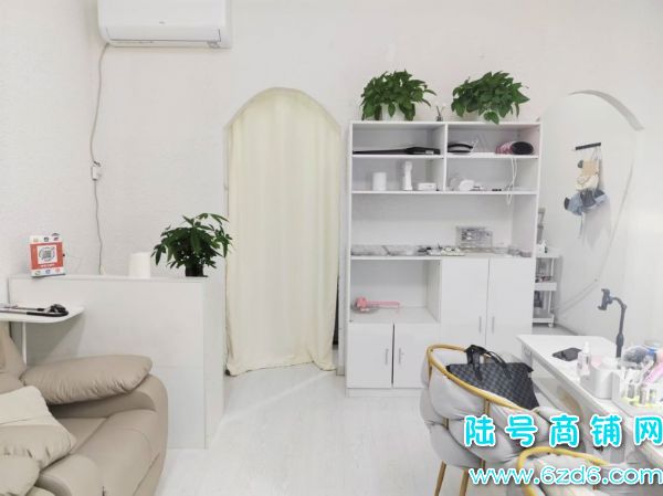 2����ת ����԰�����㳡2�����׵�ͼ�ת��ʵ��ͼƬ