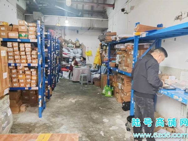 �վ��ɼ�700�� ����������԰V��17����ݵ�ͼ�תʵ��ͼƬ