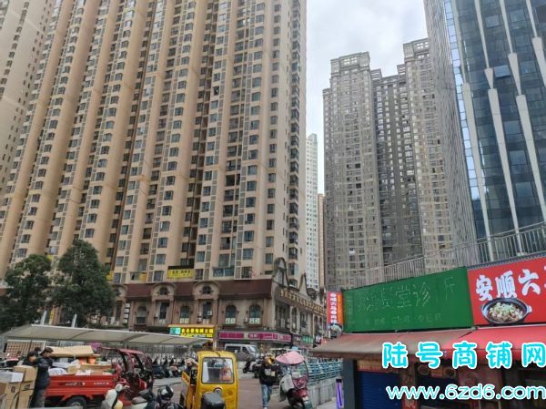 �վ��ɼ�700�� ����������԰V��17����ݵ�ͼ�תʵ��ͼƬ