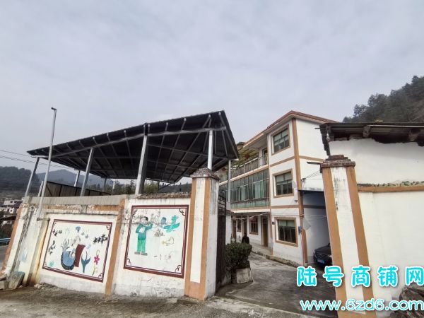 �ڵ�������3500ƽ����ũ���ַ��ݳ��� ����֤ʵ��ͼƬ