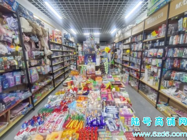 ����������ѧУ�ſ��ľߵ����ȫתʵ��ͼƬ