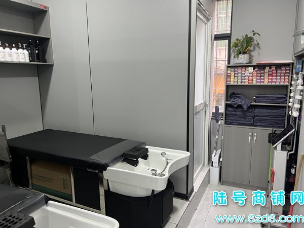 ��½�ţ���������ɽ��������·�����ڸ���������ת�ã���װ�ް���ʵ��ͼƬ