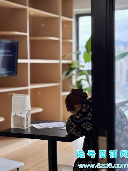 ��½�ţ���������Ӫ���д���ʾ�Ӫ�����������޵�ת��ʵ��ͼƬ