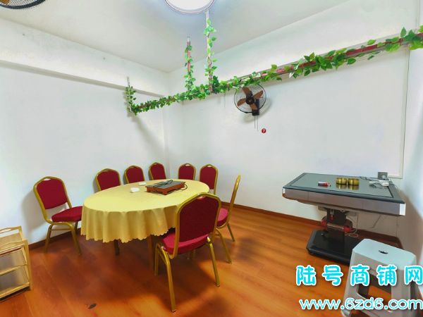 ��½�ţ�����̹�԰�ٻ����ٽ����������ת��ʵ��ͼƬ