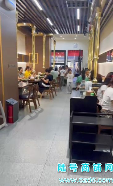 �����������������·�ٽ�200ƽ���������ת��ʵ��ͼƬ