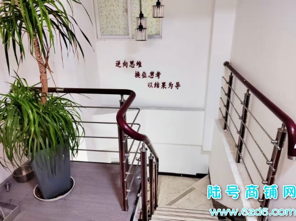 6������ ��ɽ�������ɹ�Ԣ���������ҵͼ�ת��ʵ��ͼƬ