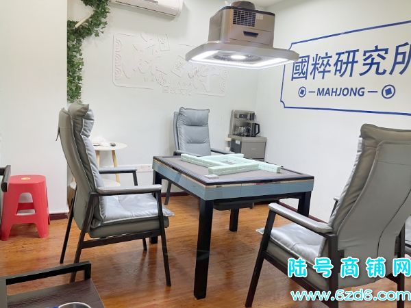 7������ ���������԰��������3��B������������ת��ʵ��ͼƬ