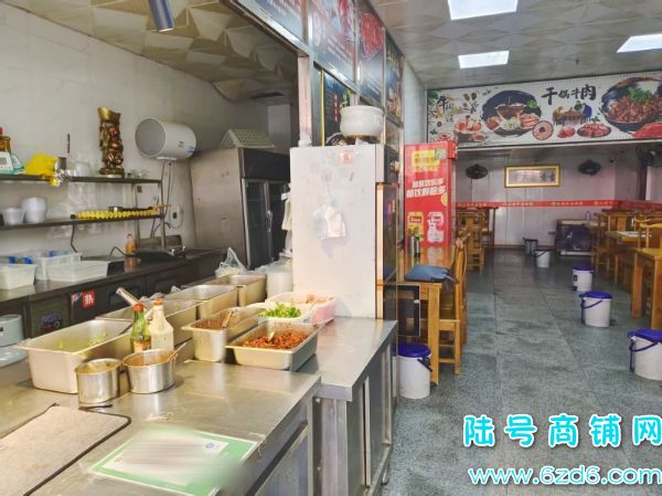 ��������ե������·�ٽֿ���ͷ130ƽ�����ת��ʵ��ͼƬ