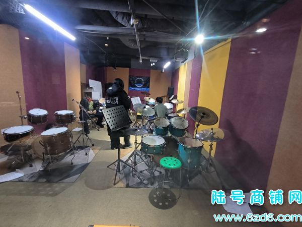 ��½�ţ���������ˮ��·������ѵ����ת�ã������ض� Ҳ���Կ�תʵ��ͼƬ