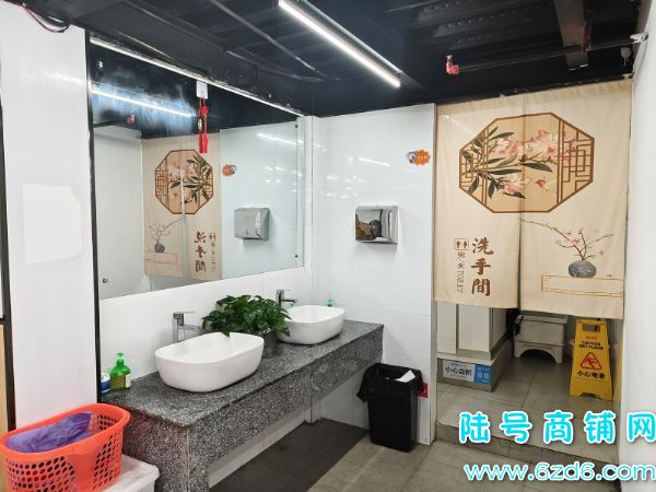 4������ ��ɽ���������B���ٽ�500ƽ�����ת��ʵ��ͼƬ