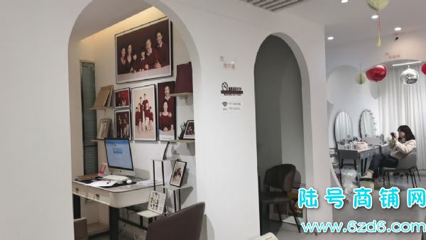 ��½�ţ�����������԰���ڴ���ȫ�¾�װ�޻�ɴ��ת�ã���תʵ��ͼƬ