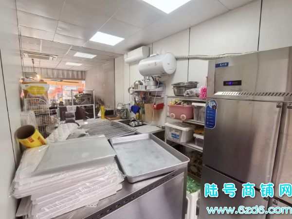 ��Ϫ���󻪳�����ҵ��40ƽ��Ʒ�決��ת�ã�ͣ������ʵ��ͼƬ