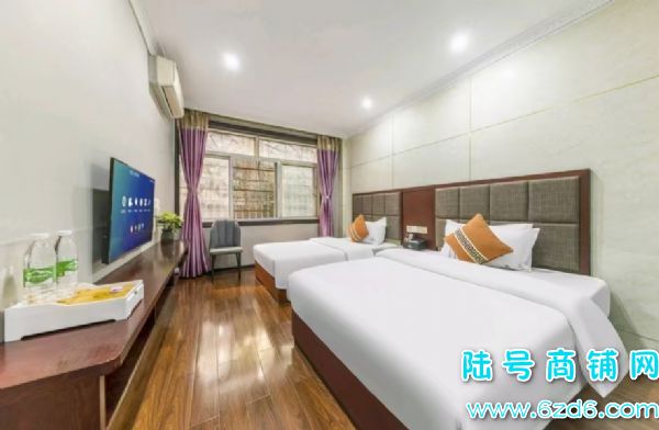 24������ ��Ϫ��ѧʿ·�������ھƵ�ת��ʵ��ͼƬ