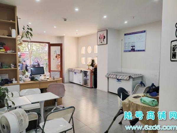 �����ϵ� ��ɽ�����б�����ֹ���ｻ��ڴ�������ת��ʵ��ͼƬ