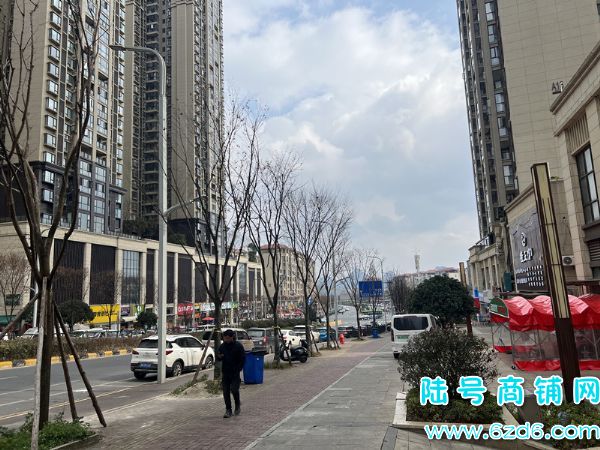 ��½�ţ���Ϫ�����Ĺ��������ŵض��ٽֲ�����ת�ã��ɿ�ת��ʵ��ͼƬ