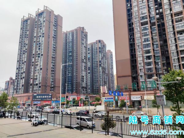 3������һ������ �����л�����������ת�� �г���ʵ��ͼƬ