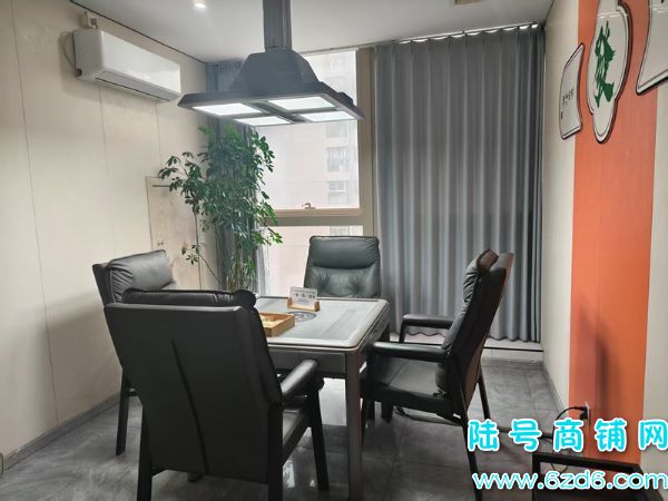 ��½�ţ�����������԰�����㳡M��4������������ת�ã�ʮ������ʵ��ͼƬ