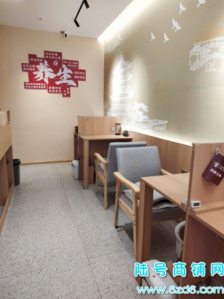 ������δ������F6�ٽ־�װ����������ת�ã��ɿ�תʵ��ͼƬ