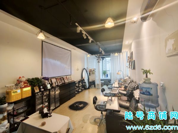 ����1000 ����԰��������2��ӰԺʽ���׵�ת��ʵ��ͼƬ