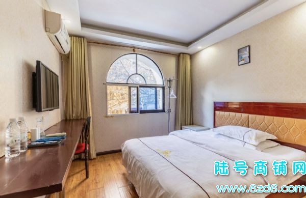 17������ ��Ϫ��ϼ��·�ٽ־Ƶ�ת�ã�֤����ȫʵ��ͼƬ