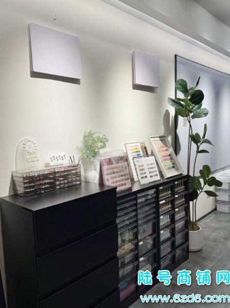 ����԰����������80ƽӰԺ�Ҿ�װ�����׵�ת��ʵ��ͼƬ