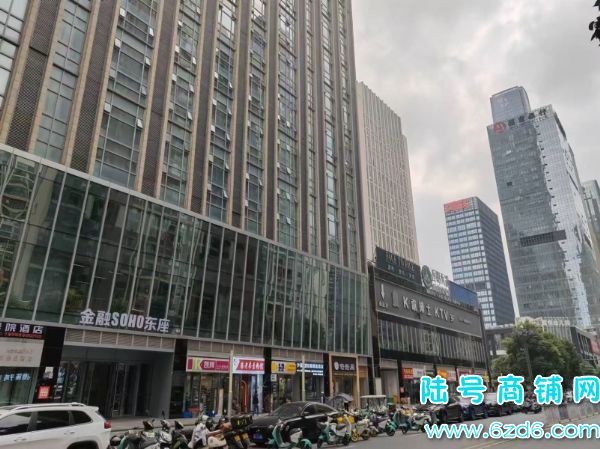 ��ɽ����չ�����б���ͨ�����ٽ�55ƽ������ת��ʵ��ͼƬ