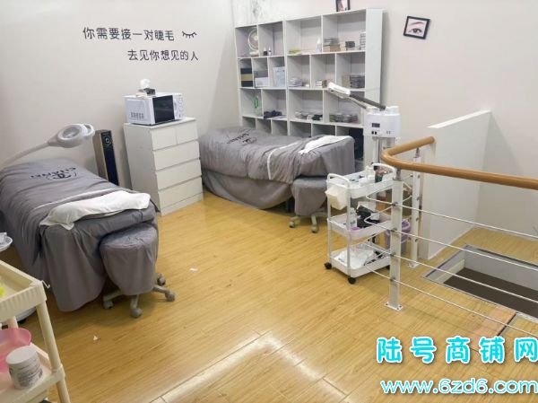 ��ɽ�����ͳ��������ٽ�50ƽ�������׵�ת��ʵ��ͼƬ