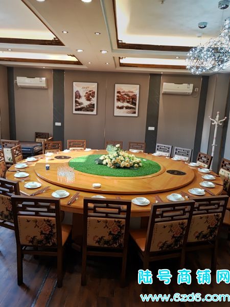 ��½�ţ�������ˮ���𶼲�����¥ֱ�⣬���豸��ʩ �����ȿ�Ӫҵʵ��ͼƬ