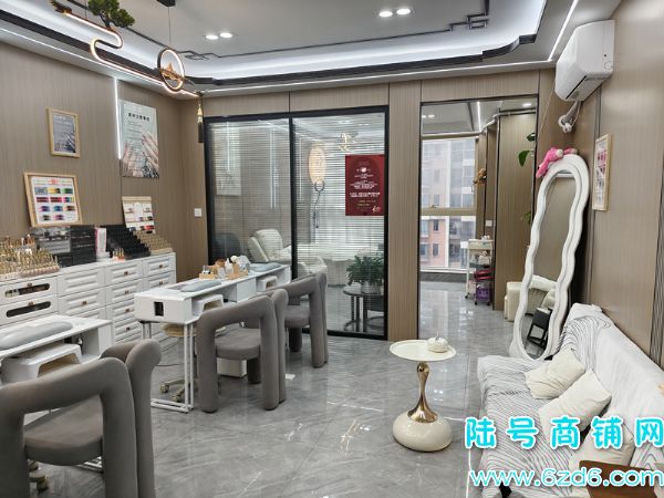 ��½�ţ�����������԰�����㳡M��3���������޵�ת��ʵ��ͼƬ