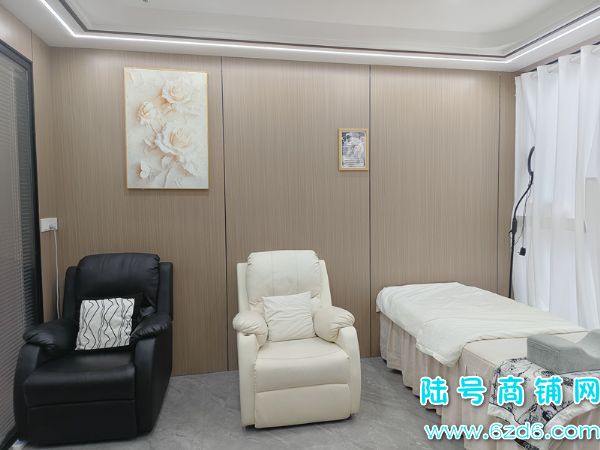 ��½�ţ�����������԰�����㳡M��3���������޵�ת��ʵ��ͼƬ