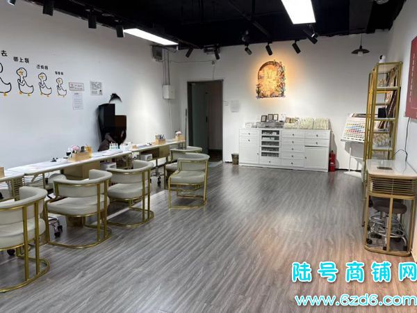 ��½�ţ�С����ƴ󶼻��������޵�ת�ã�Ӫҵ��һ���������ʵ��ͼƬ