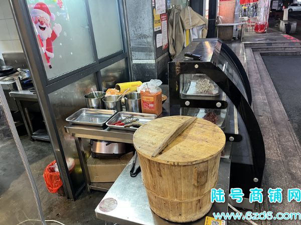 ��½�ţ���ɽ������������ֵض��տ�������ת�ã����ֿ�ֱ�Ӿ�Ӫʵ��ͼƬ