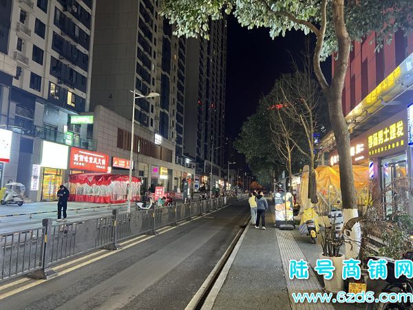 ��½�ţ���ɽ������������ֵض��տ�������ת�ã����ֿ�ֱ�Ӿ�Ӫʵ��ͼƬ