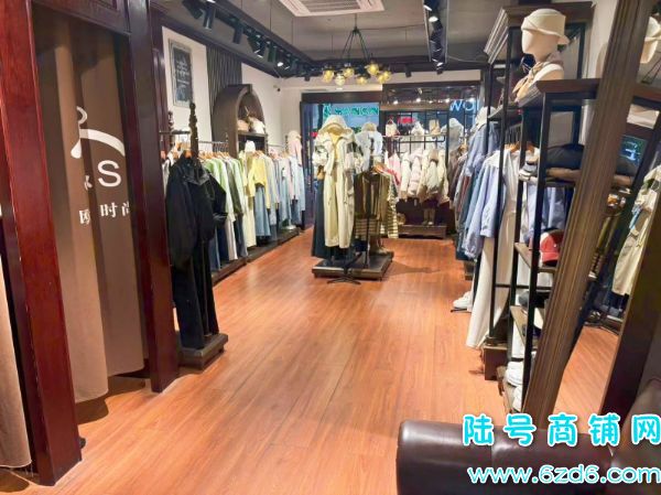 �����س�����λ���ٽ�68ƽ����������ת�÷ѣ���ҵ����ʵ��ͼƬ