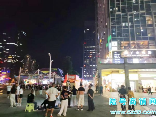 ����԰�����㳡3��120ƽ�����������׵�ת�ã����䷿ʵ��ͼƬ