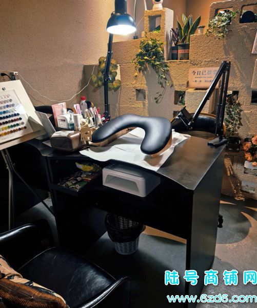 ��½�ţ������������ĵض��Ĳ����������޵�ת��ʵ��ͼƬ